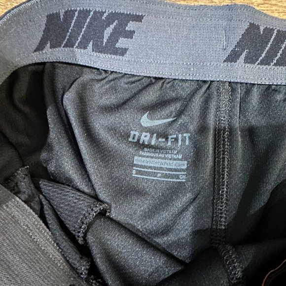 Small Nike Men's Black OSU Oklahoma State University Cowboys Dri-Fit shorts - Picture 3 of 4